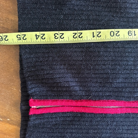 Krimson Klover Black & White Floral Zip-Front Women's Sweater with Red Trim M - Picture 5 of 8